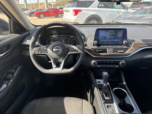 used 2023 Nissan Altima car, priced at $24,893