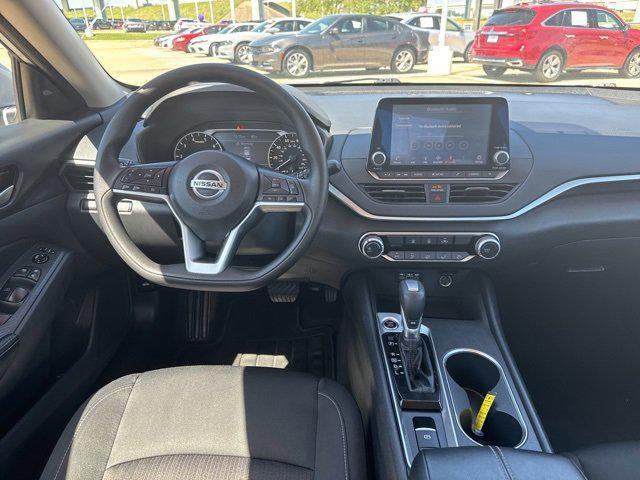 used 2022 Nissan Altima car, priced at $25,367