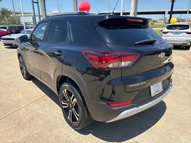 used 2023 Chevrolet TrailBlazer car, priced at $25,921