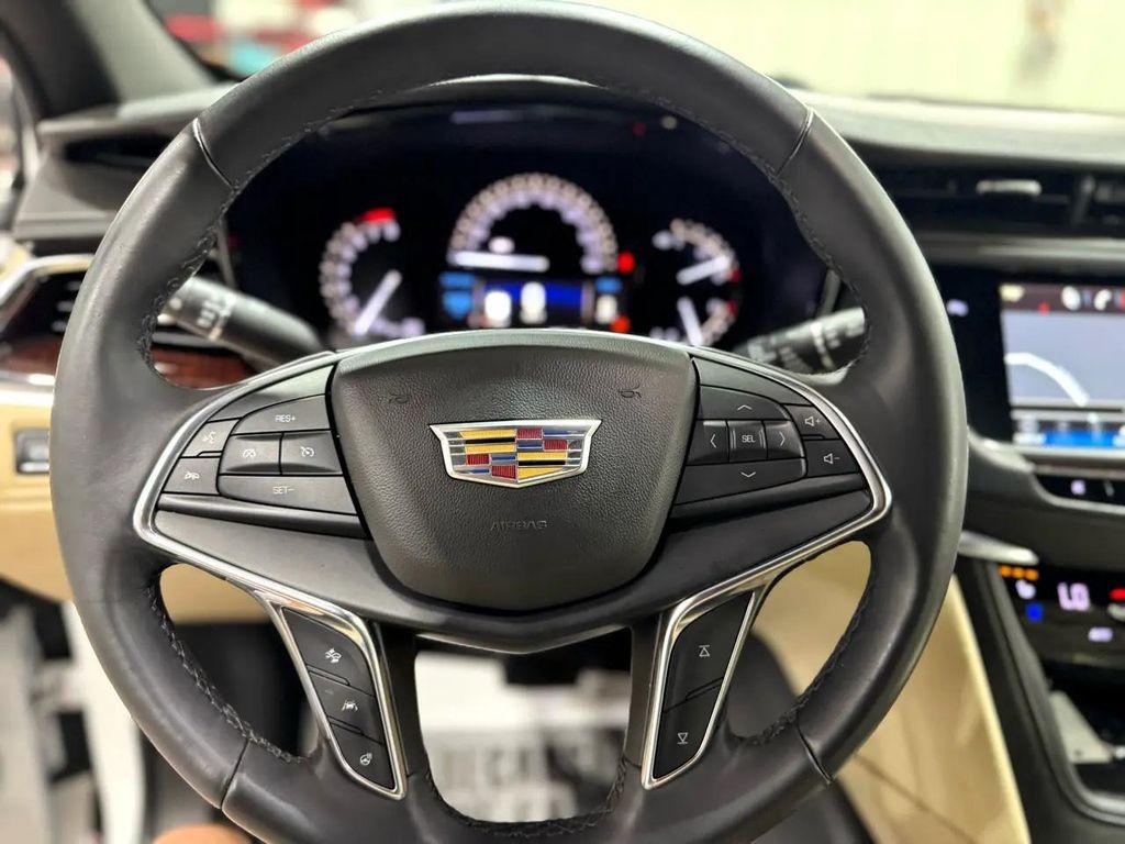 used 2018 Cadillac XT5 car, priced at $18,990