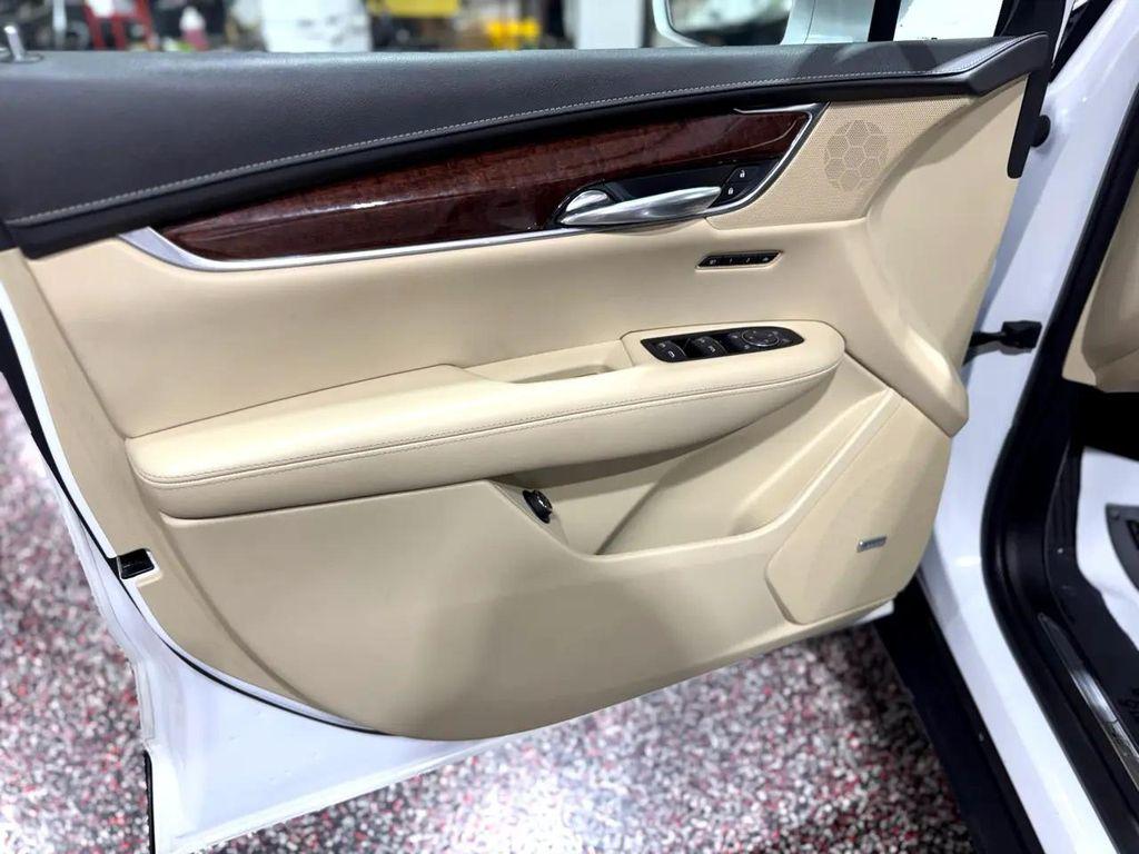 used 2018 Cadillac XT5 car, priced at $18,990