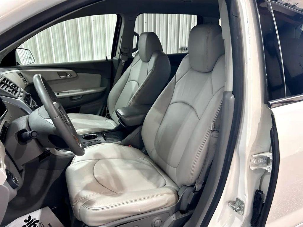 used 2012 Chevrolet Traverse car, priced at $5,990