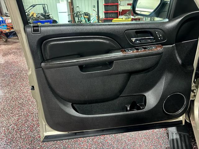 used 2013 GMC Yukon car, priced at $13,990