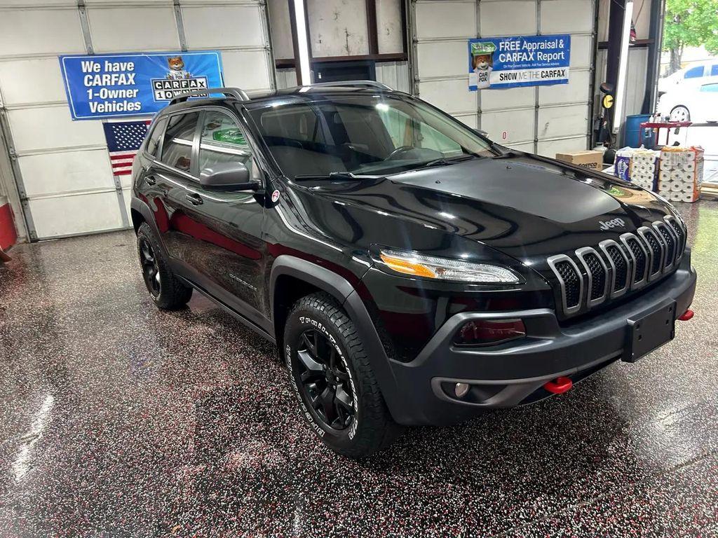 used 2018 Jeep Cherokee car, priced at $17,990