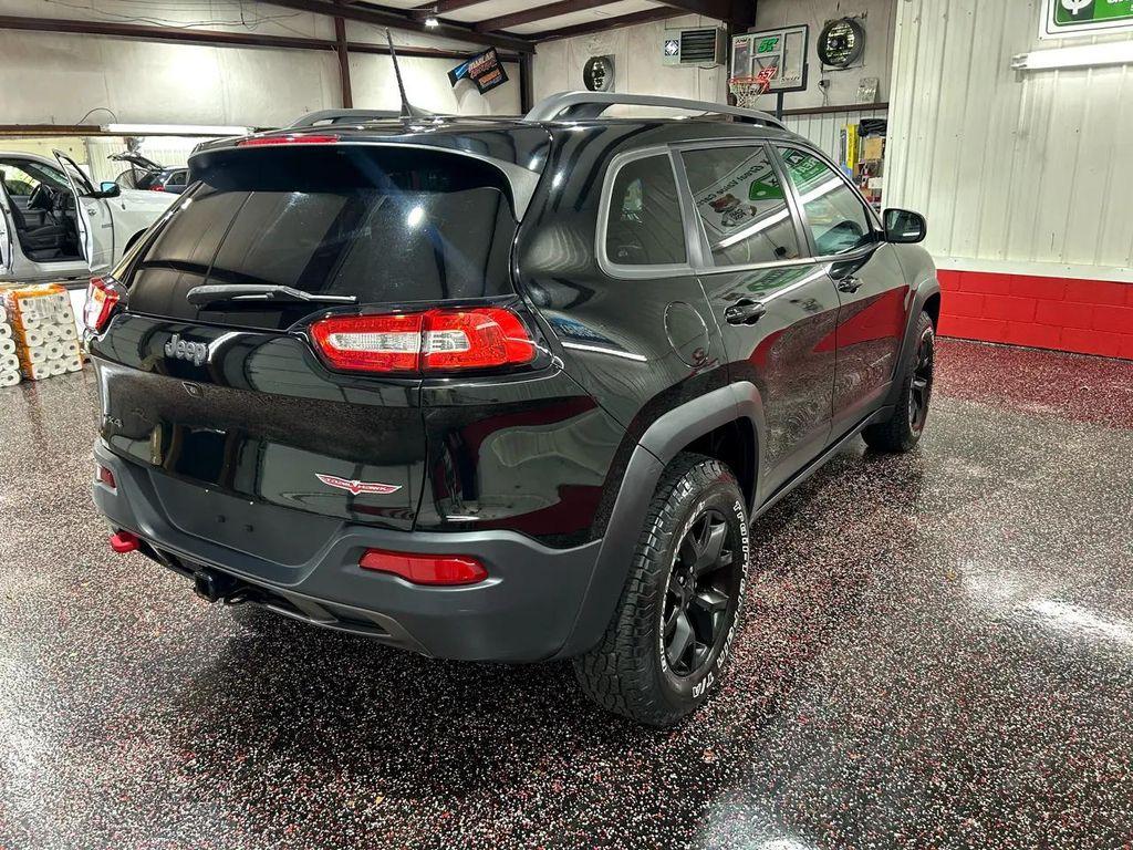 used 2018 Jeep Cherokee car, priced at $17,990