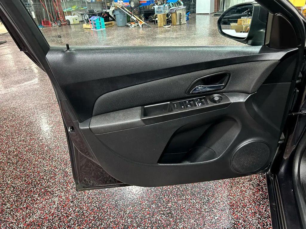 used 2015 Chevrolet Cruze car, priced at $8,990