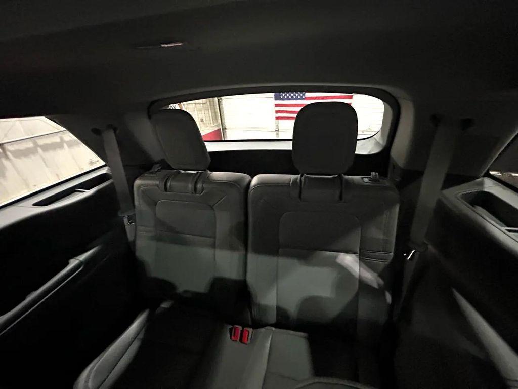 used 2020 Lincoln Aviator car, priced at $32,990