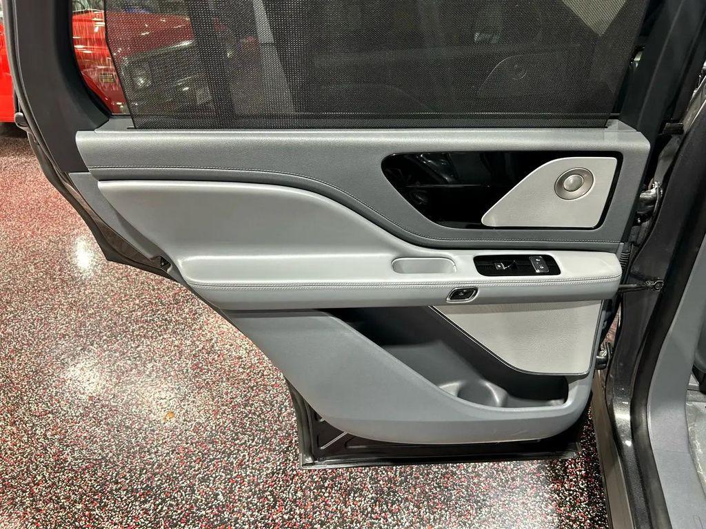 used 2020 Lincoln Aviator car, priced at $32,990