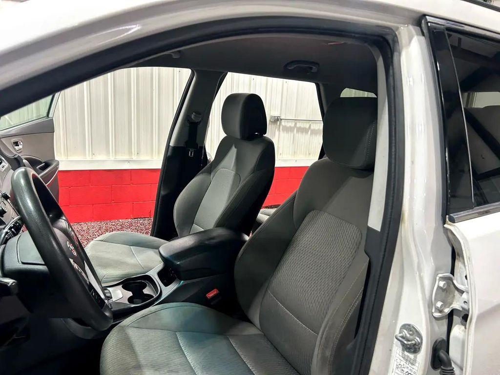 used 2016 Hyundai Santa Fe car, priced at $7,990