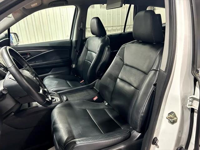 used 2020 Honda Pilot car, priced at $21,990