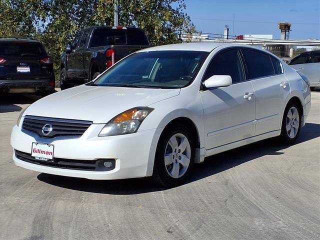 used 2008 Nissan Altima car, priced at $5,995