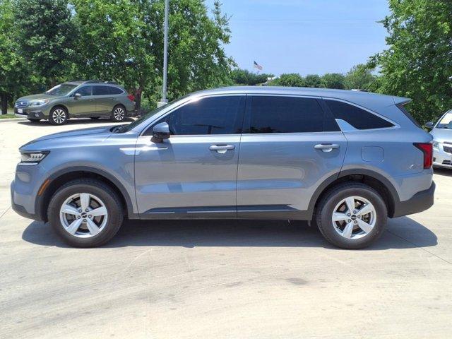 used 2022 Kia Sorento car, priced at $22,995