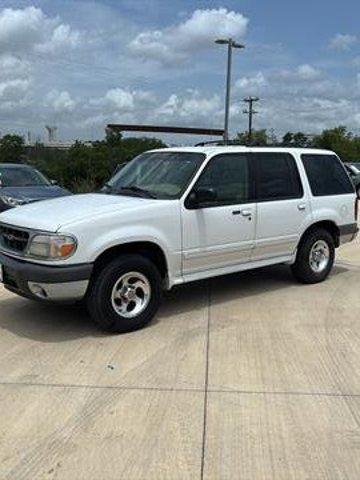 used 2000 Ford Explorer car, priced at $3,795