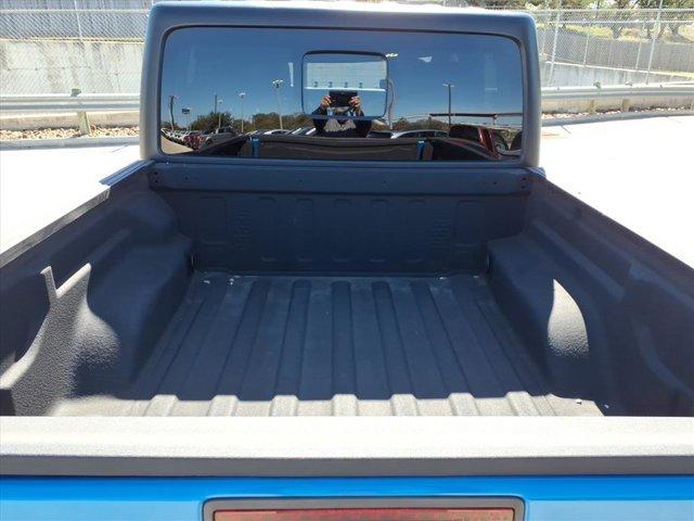 used 2022 Jeep Gladiator car, priced at $27,995