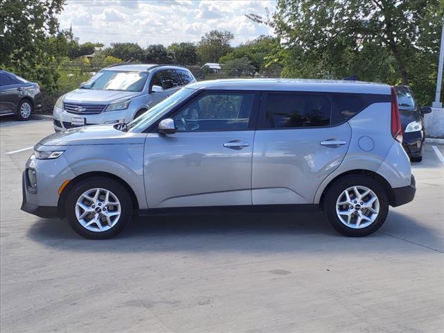 used 2022 Kia Soul car, priced at $13,995