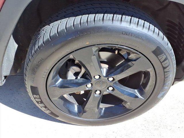 used 2023 Jeep Grand Cherokee car, priced at $25,995