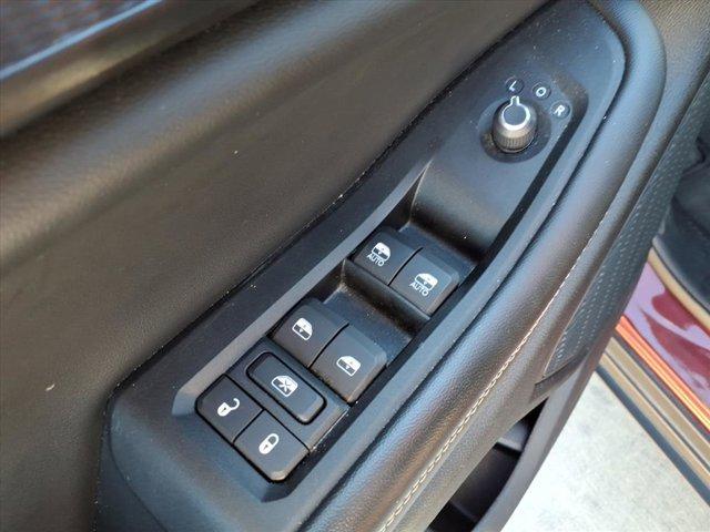 used 2023 Jeep Grand Cherokee car, priced at $25,995