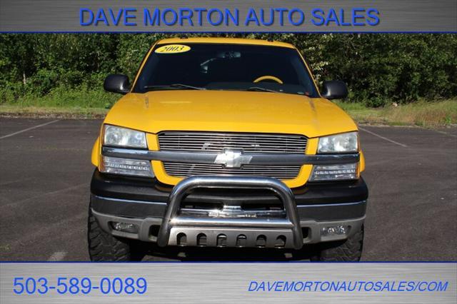 used 2003 Chevrolet Avalanche car, priced at $11,995
