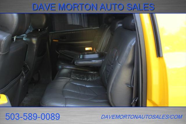 used 2003 Chevrolet Avalanche car, priced at $11,995