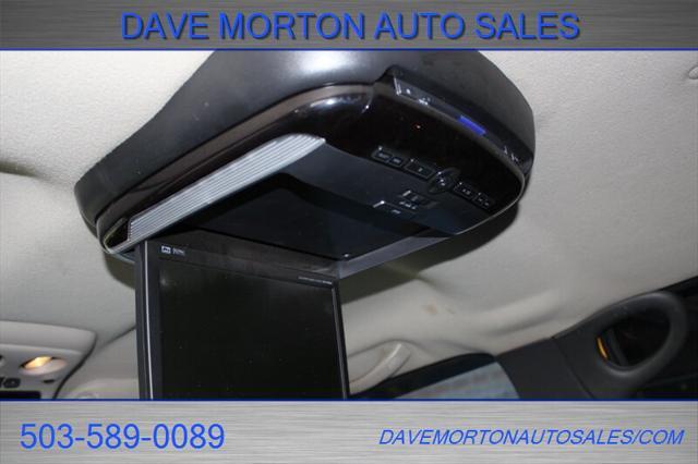 used 2003 Chevrolet Avalanche car, priced at $11,995