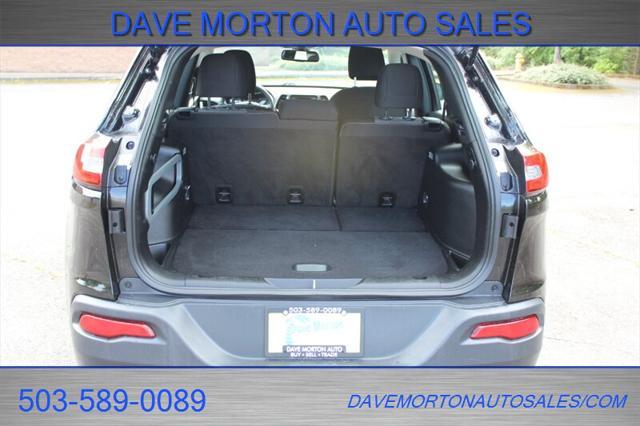 used 2015 Jeep Cherokee car, priced at $10,995