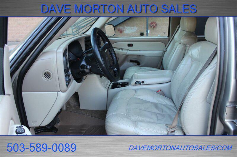used 2001 Chevrolet Suburban car, priced at $7,995