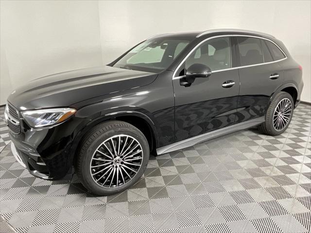 new 2025 Mercedes-Benz GLC 300 car, priced at $59,184