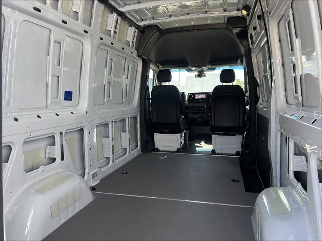 new 2025 Mercedes-Benz Sprinter 2500 car, priced at $71,925