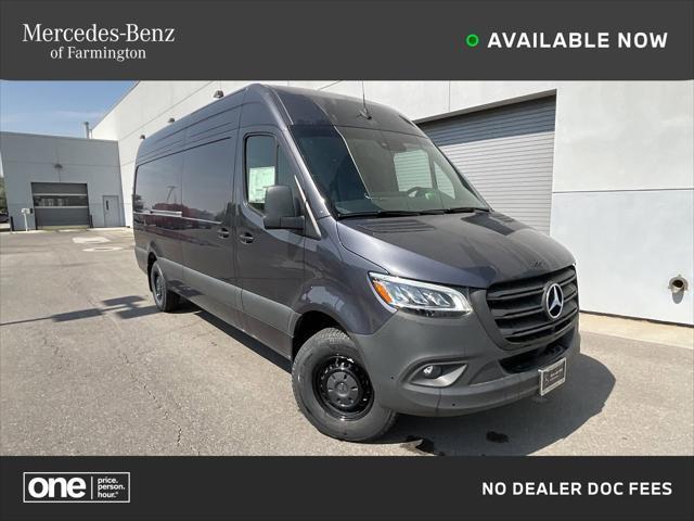 new 2024 Mercedes-Benz Sprinter 2500 car, priced at $75,371