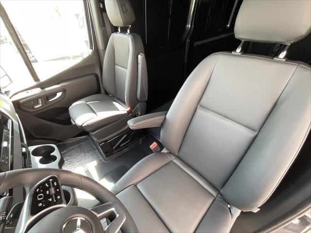 new 2024 Mercedes-Benz Sprinter 2500 car, priced at $75,371