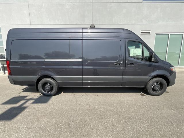 new 2024 Mercedes-Benz Sprinter 2500 car, priced at $75,371