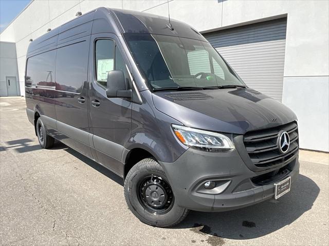 new 2024 Mercedes-Benz Sprinter 2500 car, priced at $75,371