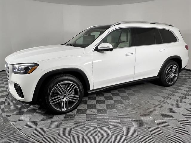 new 2024 Mercedes-Benz GLS 450 car, priced at $90,125