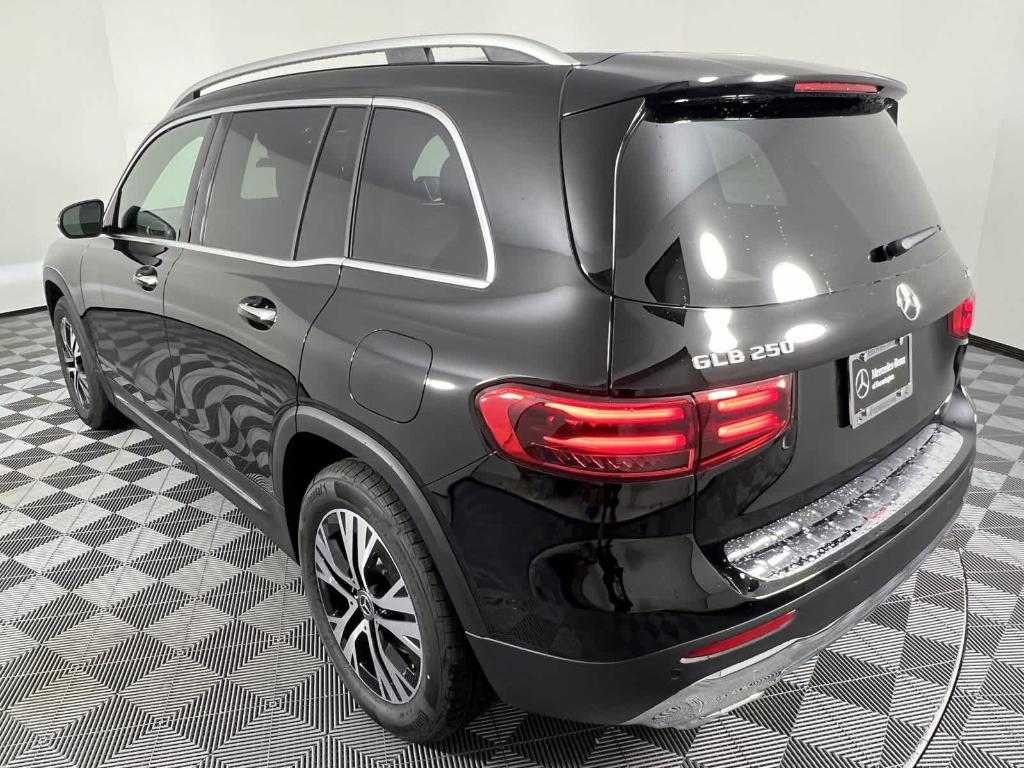 new 2024 Mercedes-Benz GLB 250 car, priced at $48,715