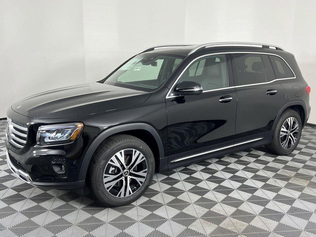 used 2024 Mercedes-Benz GLB 250 car, priced at $39,582