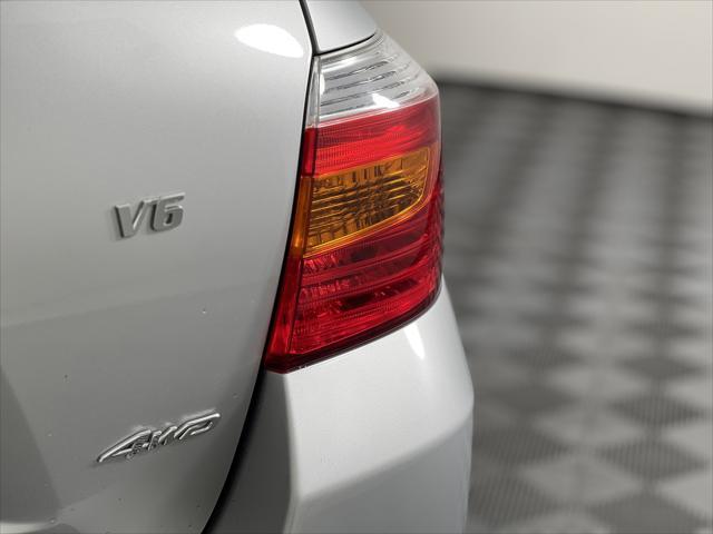 used 2008 Toyota Highlander car, priced at $11,000