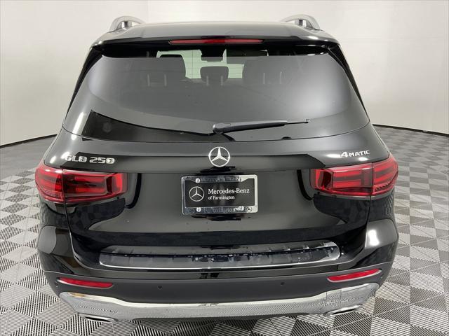 new 2025 Mercedes-Benz GLB 250 car, priced at $50,450