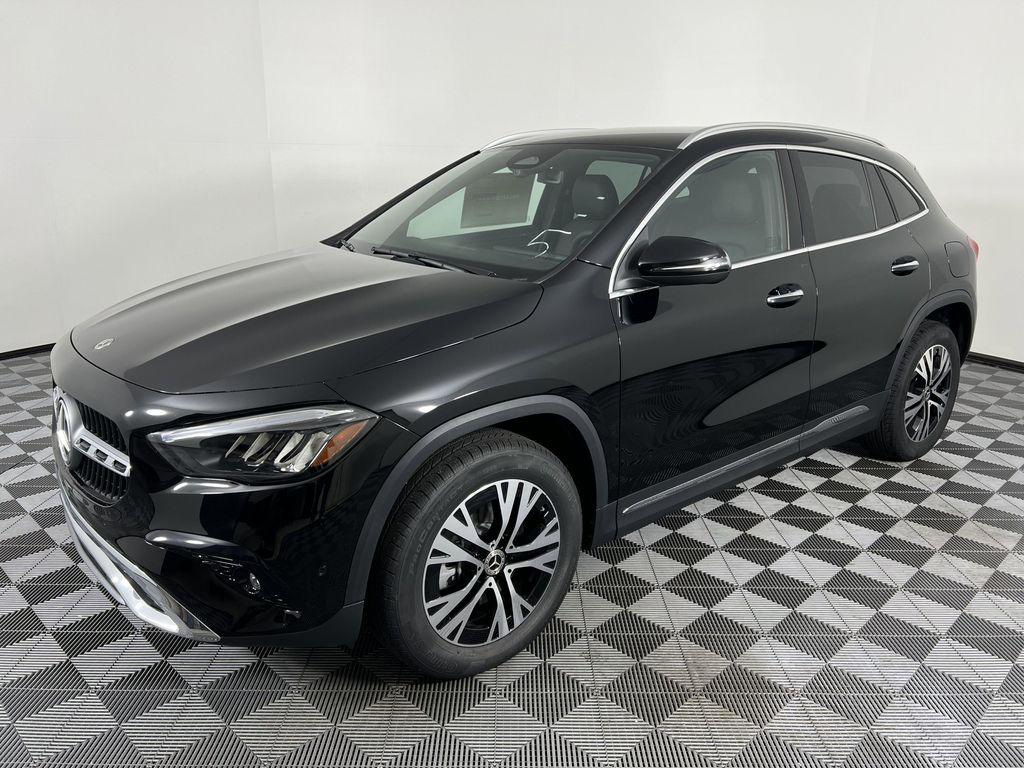 new 2025 Mercedes-Benz GLA 250 car, priced at $50,495