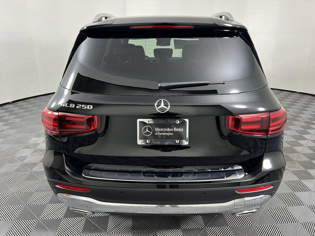 new 2025 Mercedes-Benz GLB 250 car, priced at $47,145
