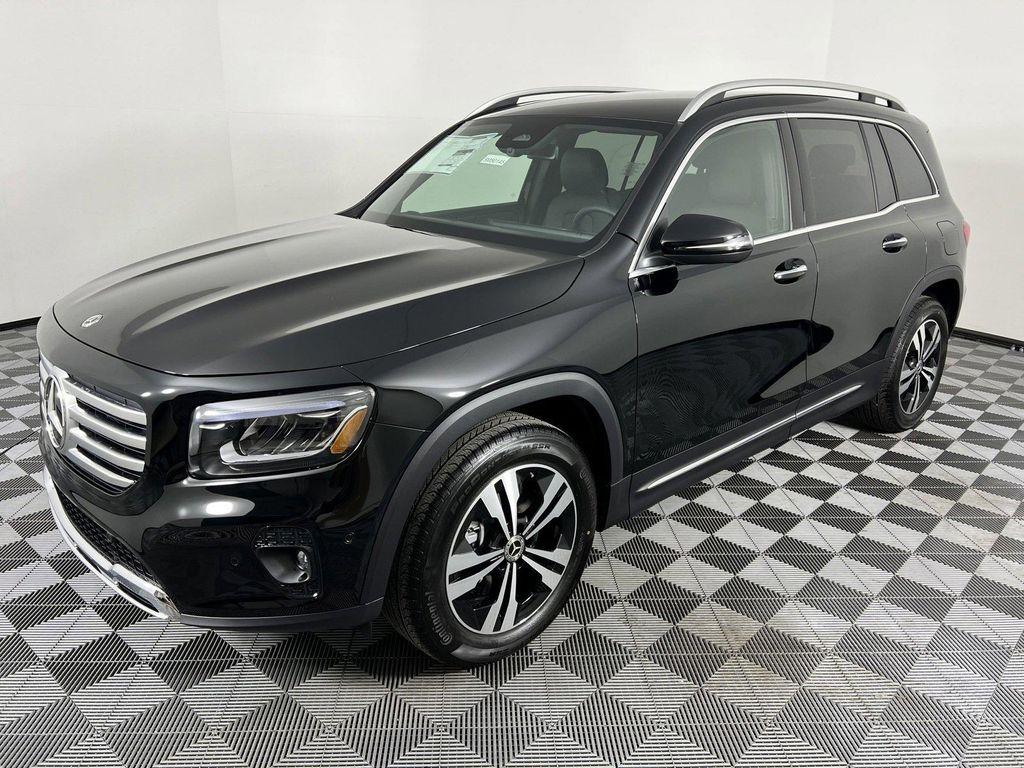 new 2025 Mercedes-Benz GLB 250 car, priced at $47,145