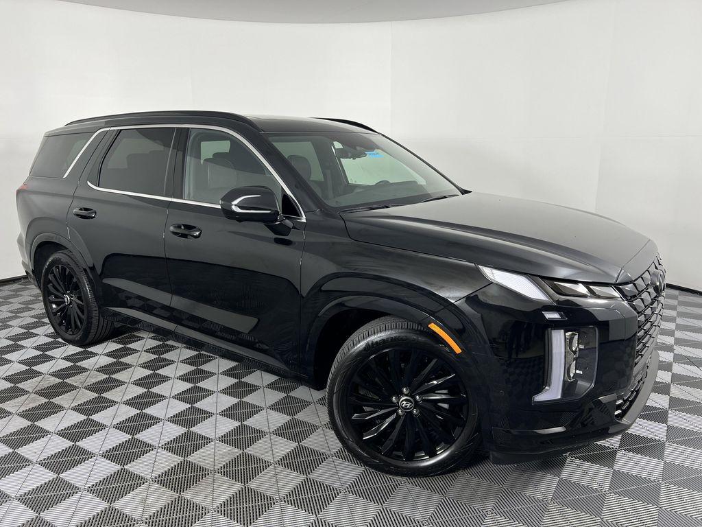 used 2024 Hyundai Palisade car, priced at $41,914