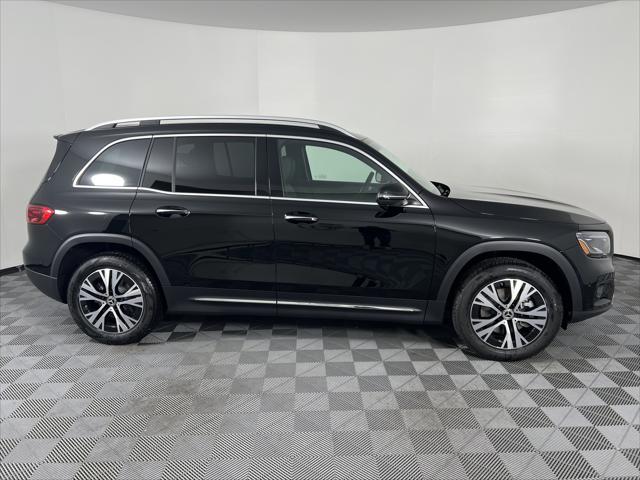 new 2025 Mercedes-Benz GLB 250 car, priced at $51,095