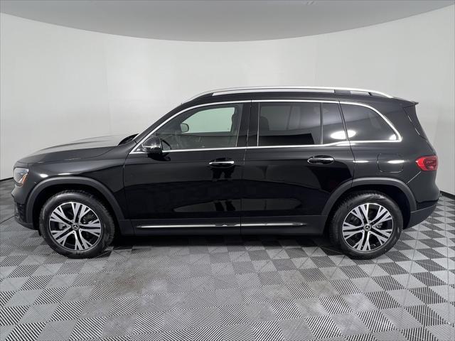 new 2025 Mercedes-Benz GLB 250 car, priced at $51,095