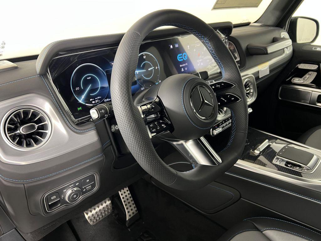 new 2025 Mercedes-Benz G-Class car, priced at $187,400