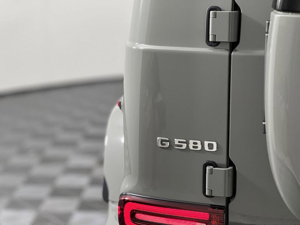 new 2025 Mercedes-Benz G-Class car, priced at $187,400