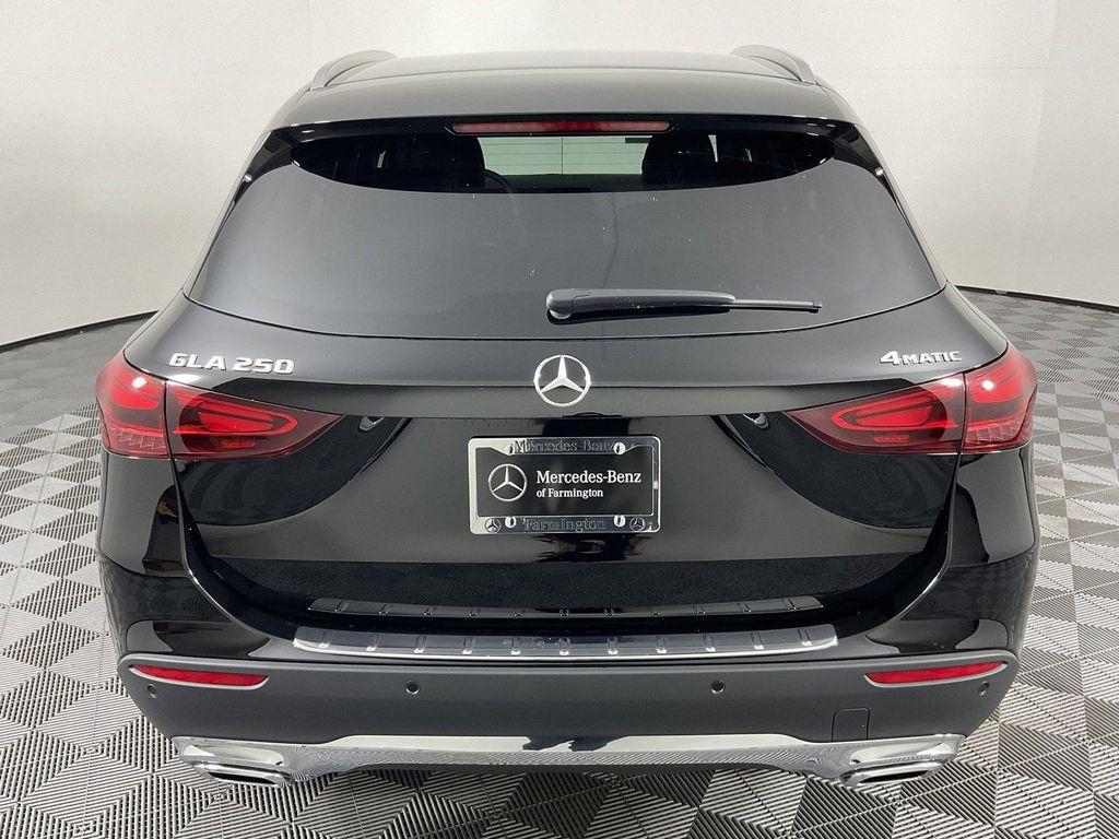 new 2025 Mercedes-Benz GLA 250 car, priced at $49,460