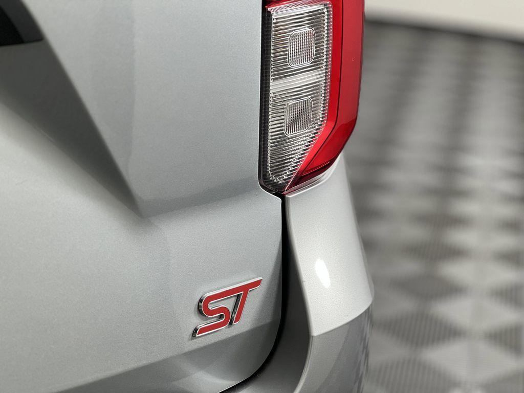 used 2023 Ford Explorer car, priced at $40,168