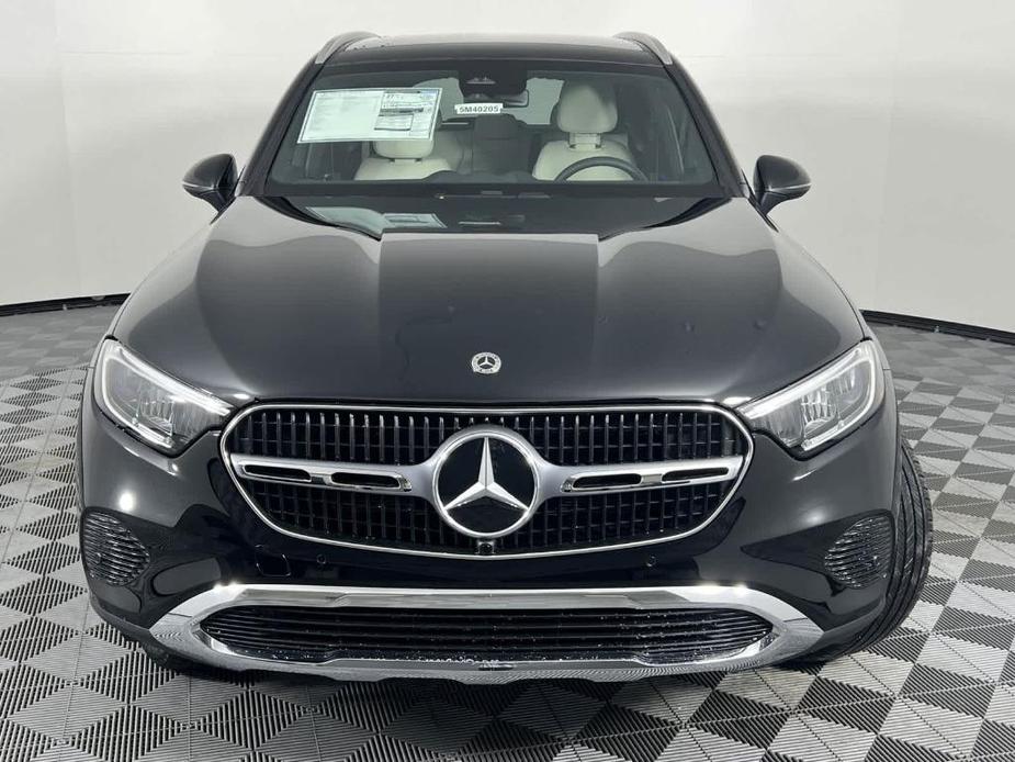 new 2024 Mercedes-Benz GLC 300 car, priced at $51,915