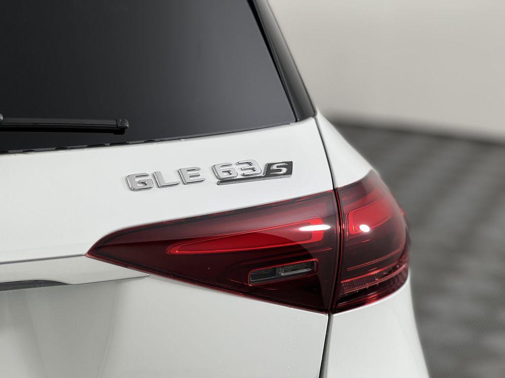 new 2026 Mercedes-Benz AMG GLE 63 car, priced at $152,095