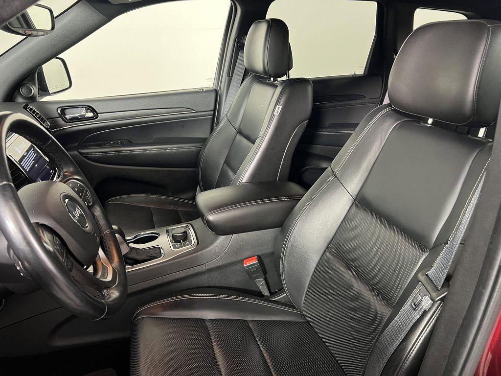 used 2021 Jeep Grand Cherokee car, priced at $21,958